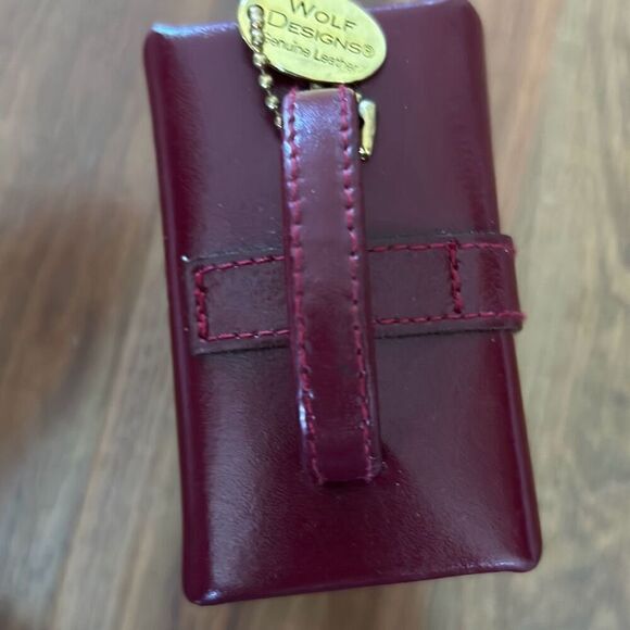 WOLF Burgundy Jewelry Organizer with Gold Clasp - Picture 6 of 7